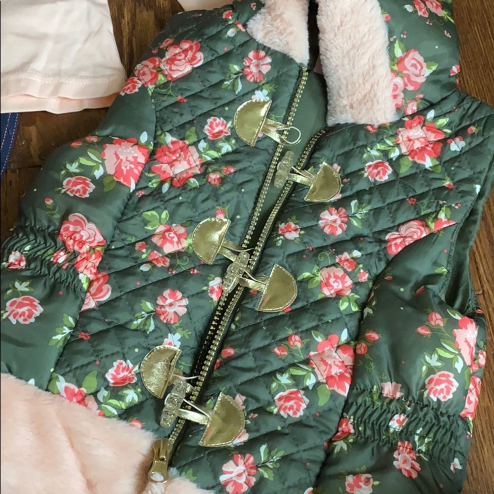 3 Piece Set outfit - Picture 3 of 5